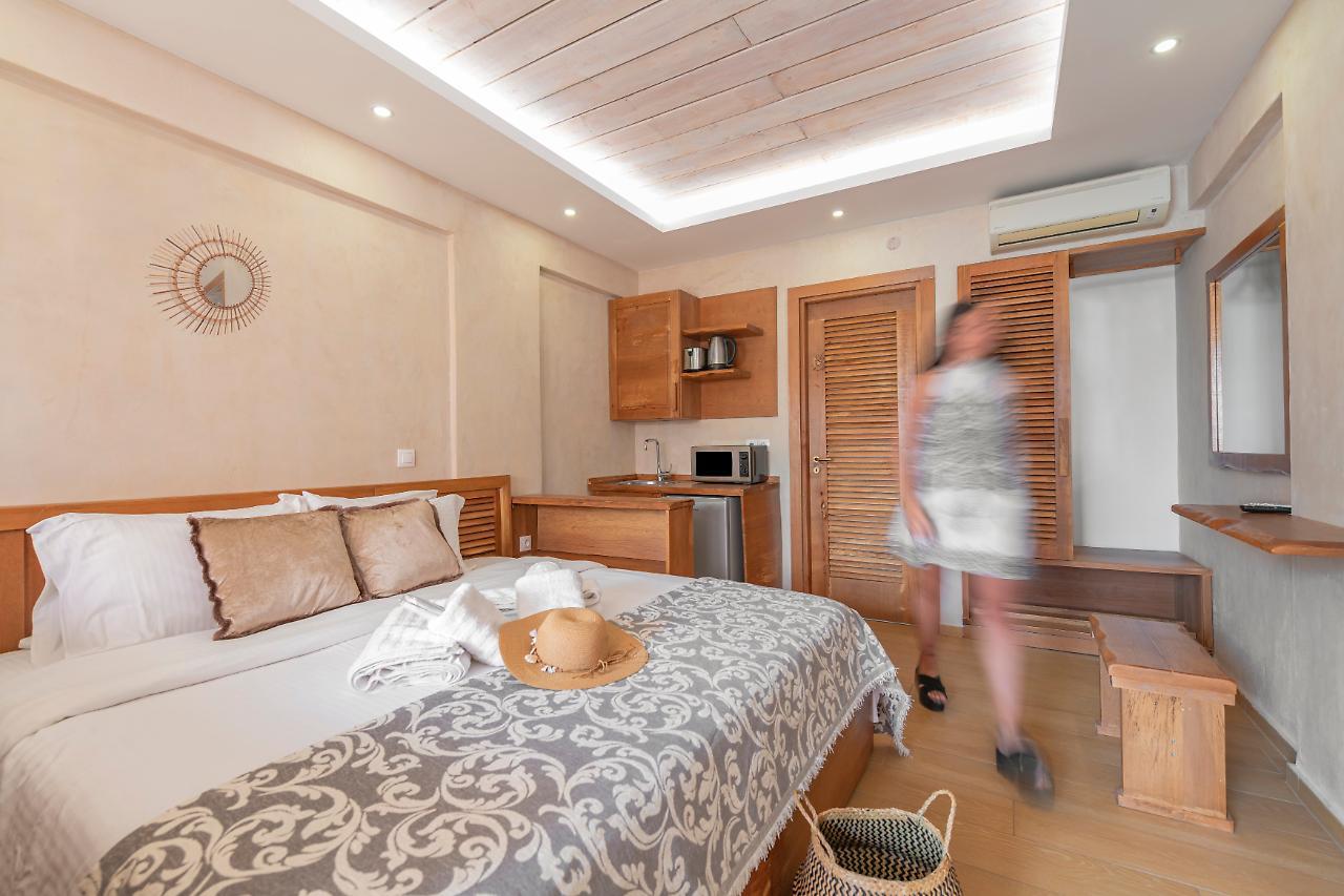 Ekati Mare Otel Kávos Dış mekan fotoğraf